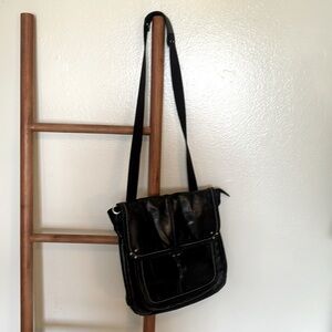 The Sak Ventura Leather Convertible Backpack Messenger Black